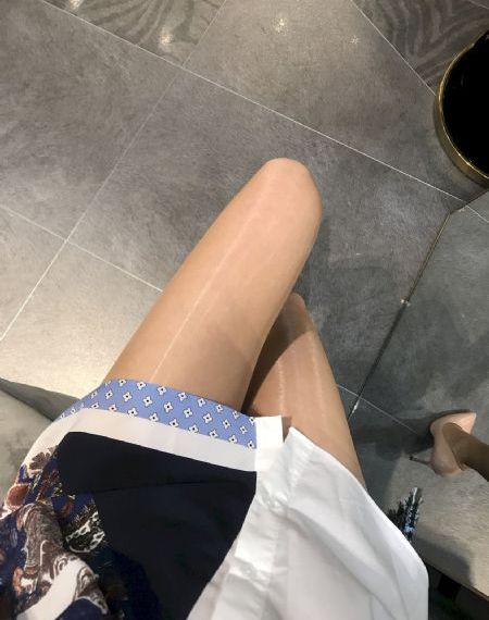 中文欧美制服另类有声小说_超清手机在线看