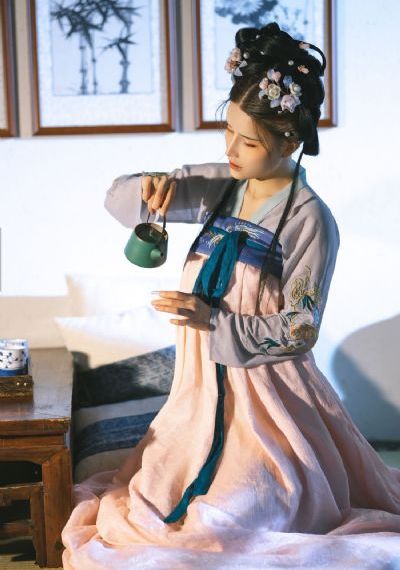 国产爱他美卓萃怎么样_免费国语